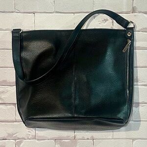 Roots Black Shoulder Bag